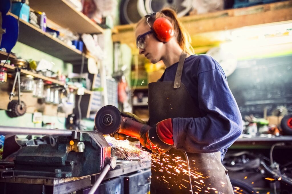 GettyImages-469691618-how-to-use-an-angle-grinder.jpg