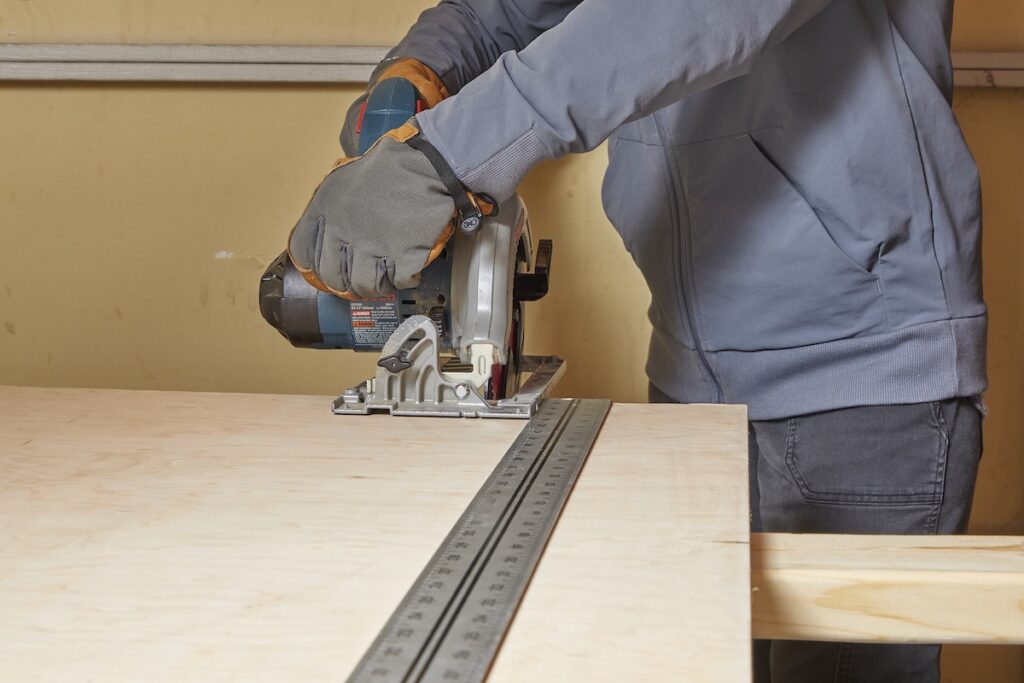 1774416411_how-to-clean-cut-plywood_fence.jpg